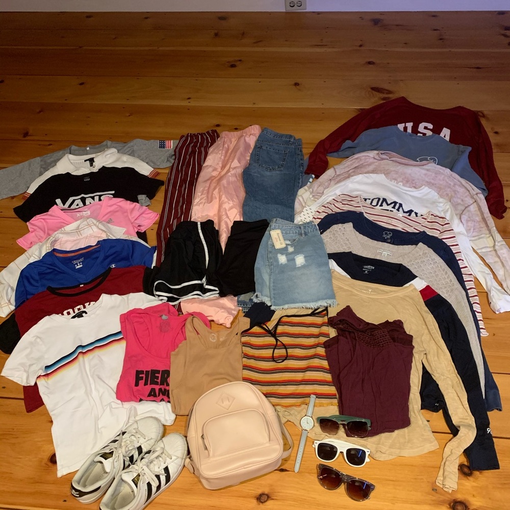 Huge Teen/Women’s Clothing Bundle
